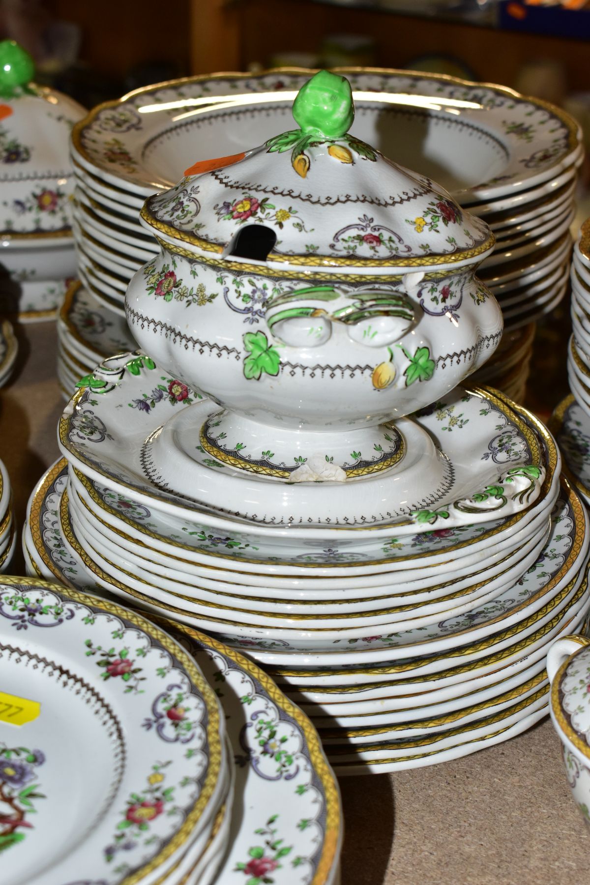 A ONE HUNDRED AND FORTY FOUR PIECE COPELANDS SPODE CHELSEA PATTERN DINNER SERVICE, backstamps - Image 11 of 28