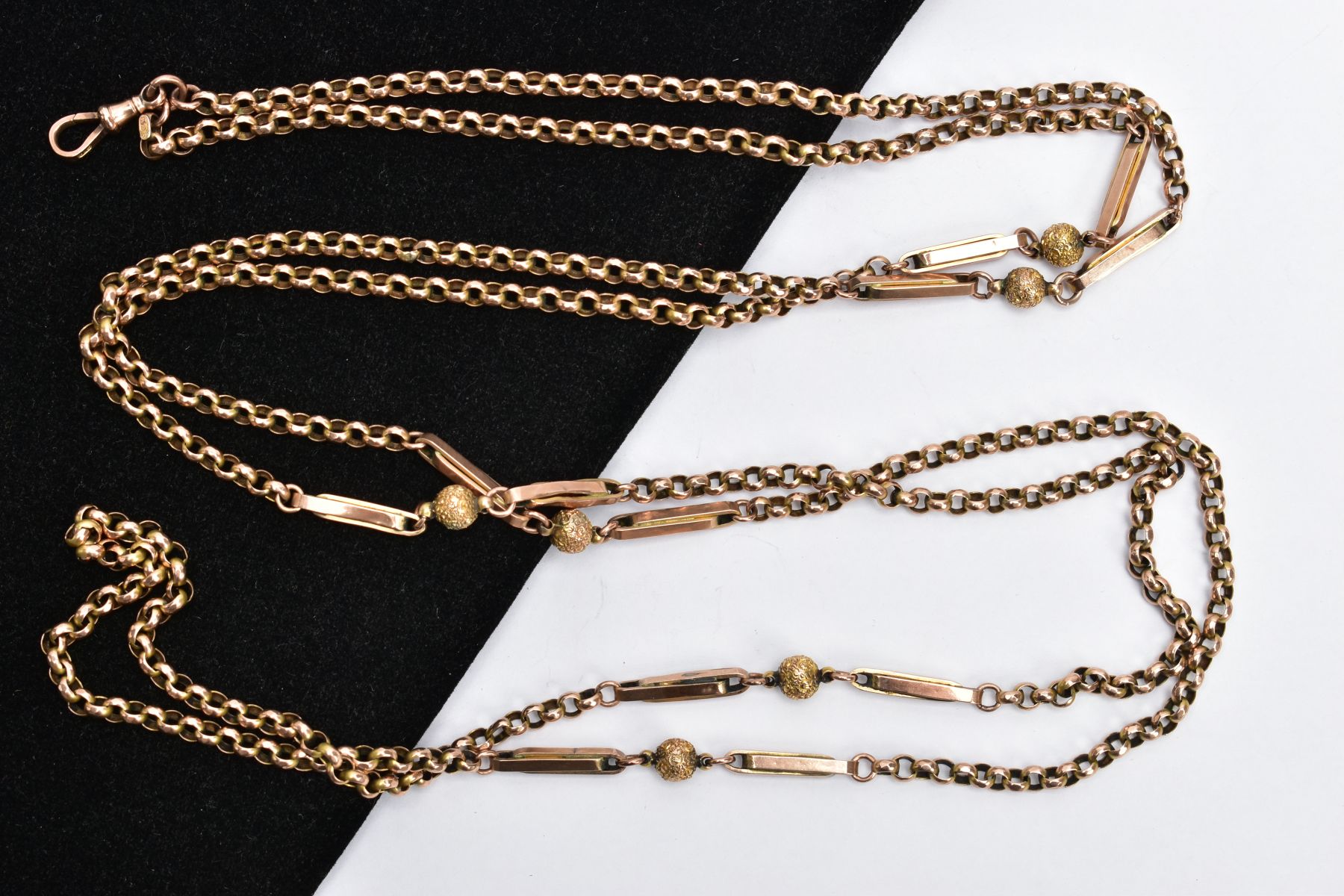 A 9CT GOLD GUARD CHAIN, belcher link chain, one link stamped 9ct, interspaced with elongated bar