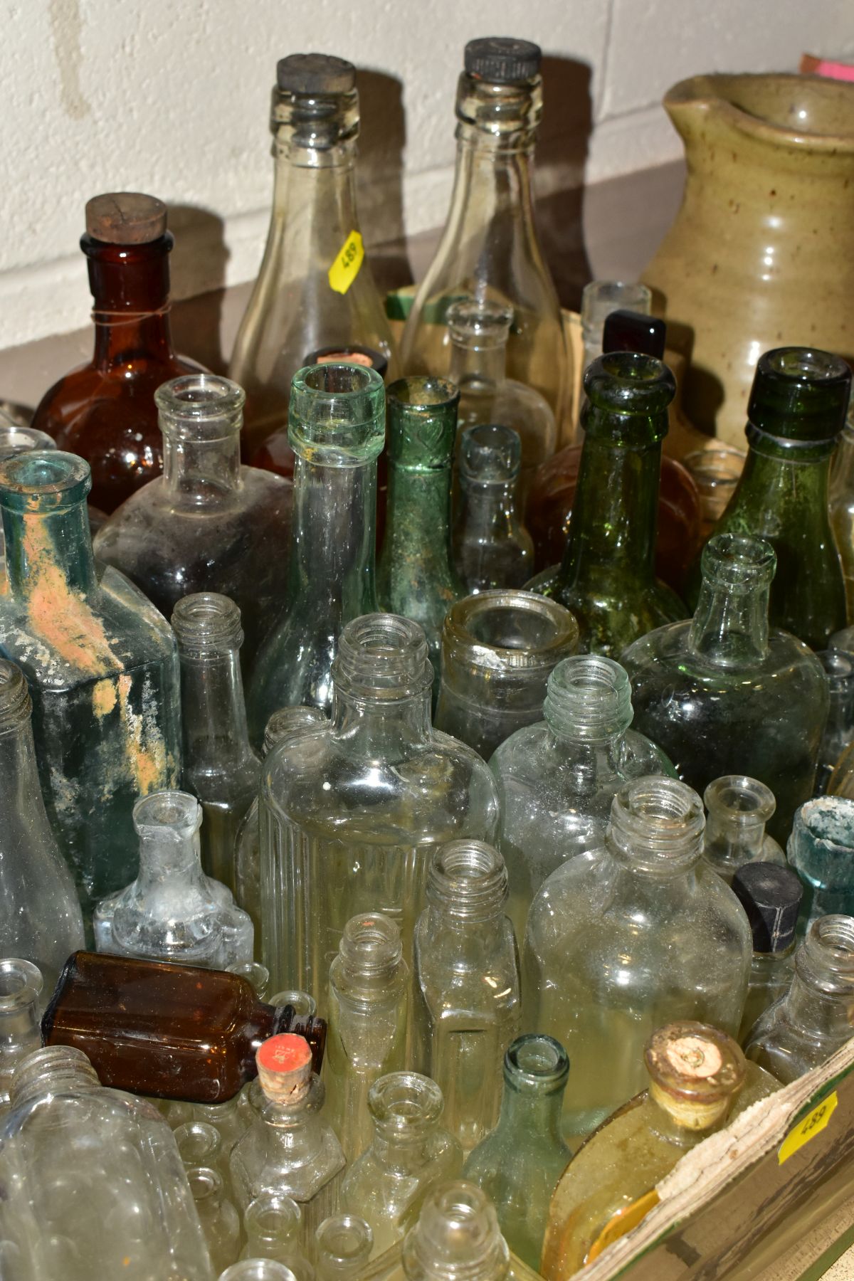 THREE BOXES AND LOOSE CERAMICS, GLASS AND METALWARES, including a French silver handled three - Image 13 of 16