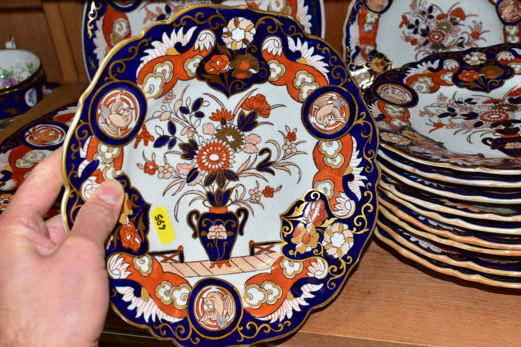 A MATCHED 19TH CENTURY IRONSTONE IMARI PART DINNER SERVICE, comprising Masons Ironstone twin handled - Image 11 of 12