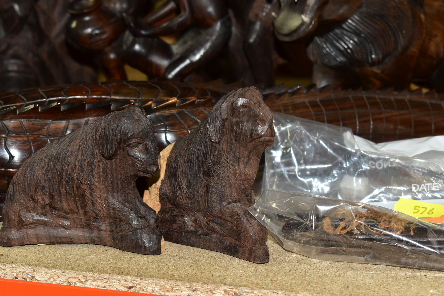 A GROUP OF CARVED HARDWOOD AFRICAN FIGURES, to include a nativity set from Dar-es-Salaam, - Image 10 of 16