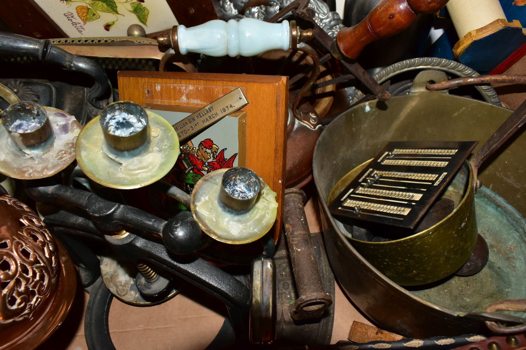 TWO BOXES AND LOOSE METALWARES AND SUNDRY ITEMS, to include a vintage Plus Adder adding machine, J - Image 8 of 9
