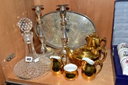 A SMALL QUANTITY OF SECOND HALF 20TH CENTURY CERAMICS, GLASS AND SILVER PLATE, including a Royal