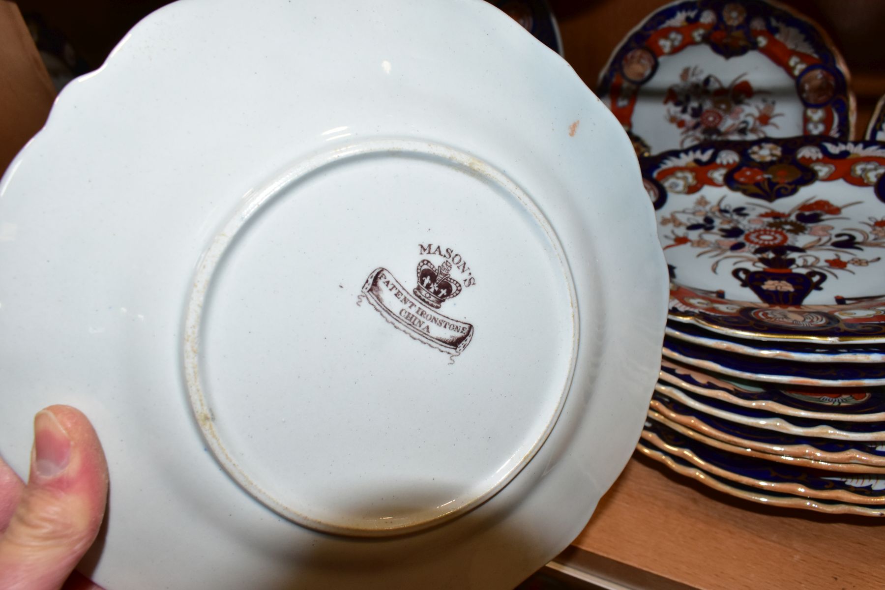 A MATCHED 19TH CENTURY IRONSTONE IMARI PART DINNER SERVICE, comprising Masons Ironstone twin handled - Image 6 of 12