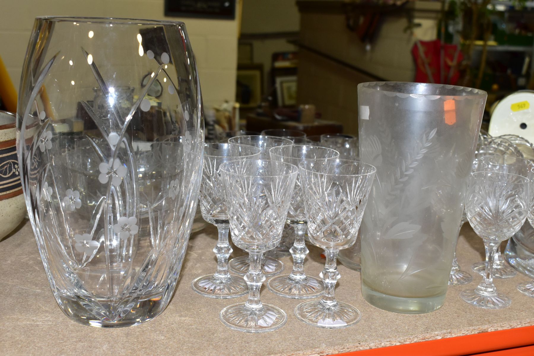 A QUANTITY OF CUT GLASS AND CRYSTAL ITEMS, approximately forty pieces to include a Royal Doulton - Image 9 of 10