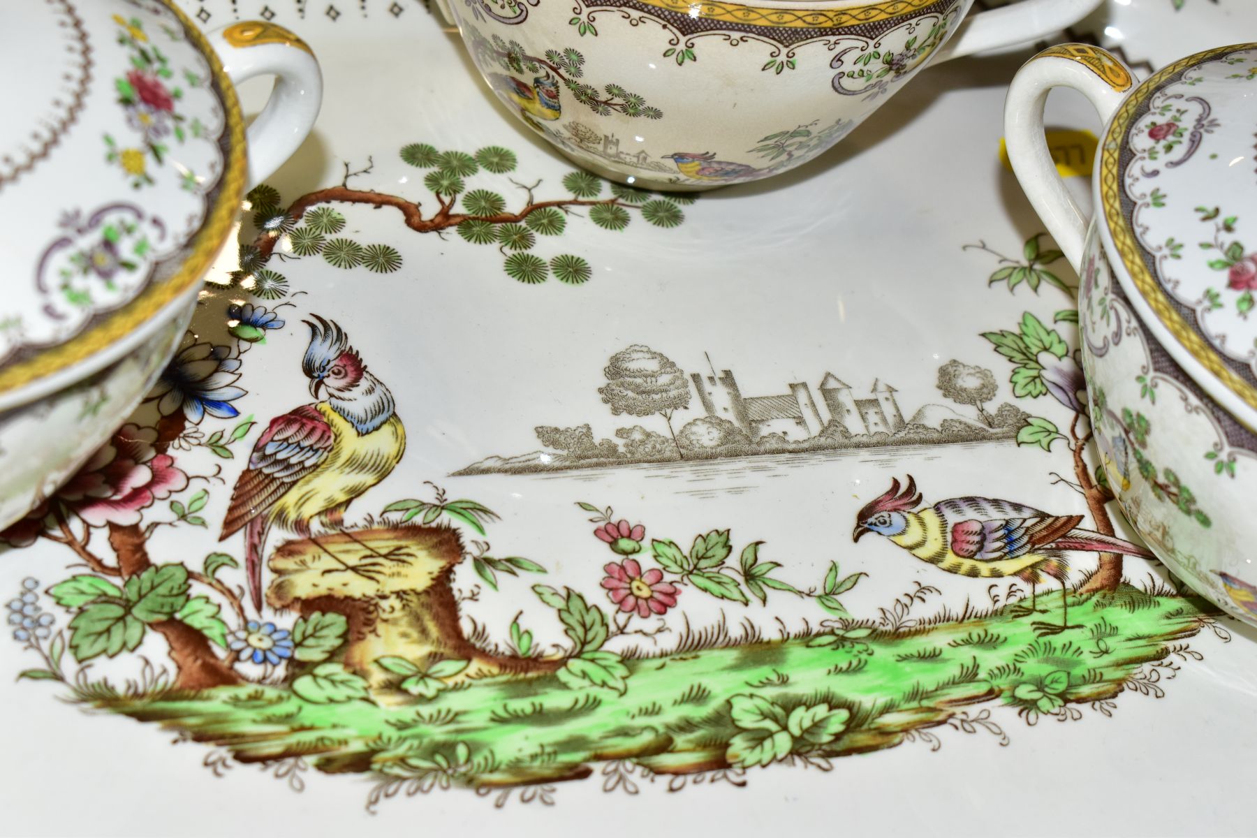 A ONE HUNDRED AND FORTY FOUR PIECE COPELANDS SPODE CHELSEA PATTERN DINNER SERVICE, backstamps - Image 19 of 28