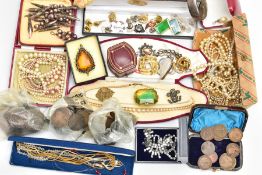 A BOX OF ASSORTED SILVER AND COSTUME JEWELLERY, to include a hinged silver bangle with floral