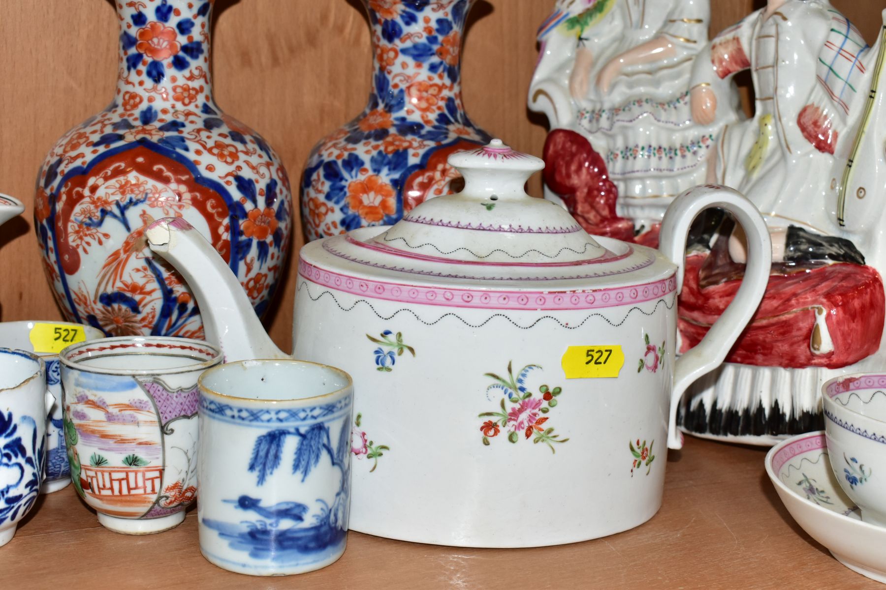 A GROUP OF 18TH AND 19TH CENTURY ENGLISH, CHINESE AND JAPANESE POTTERY AND PORCELAIN, MANY PIECES - Image 5 of 13