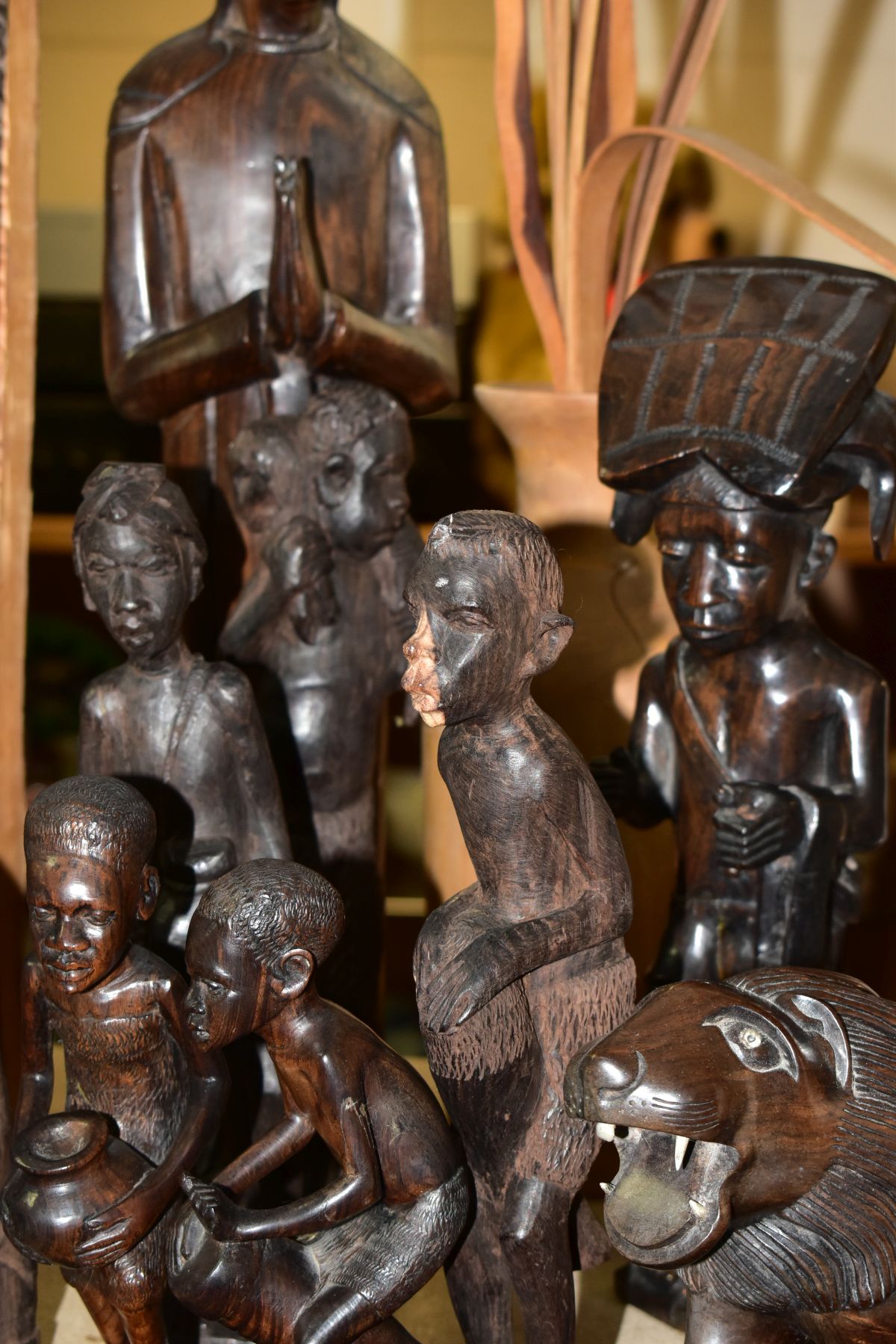 A GROUP OF CARVED HARDWOOD AFRICAN FIGURES, to include a nativity set from Dar-es-Salaam, - Image 5 of 16