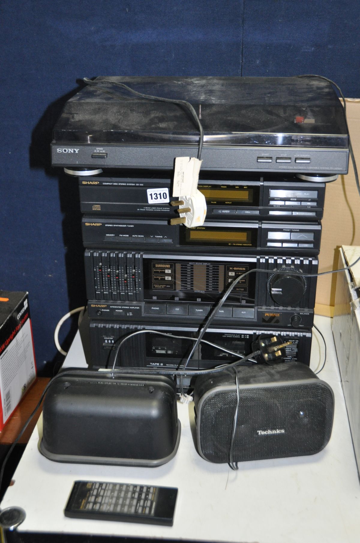 A COLLECTION OF VINTAGE AUDIO AND HOUSEHOLD ELECTRICALS including a Sony PS-LX25H Turntable (PAT - Image 2 of 6