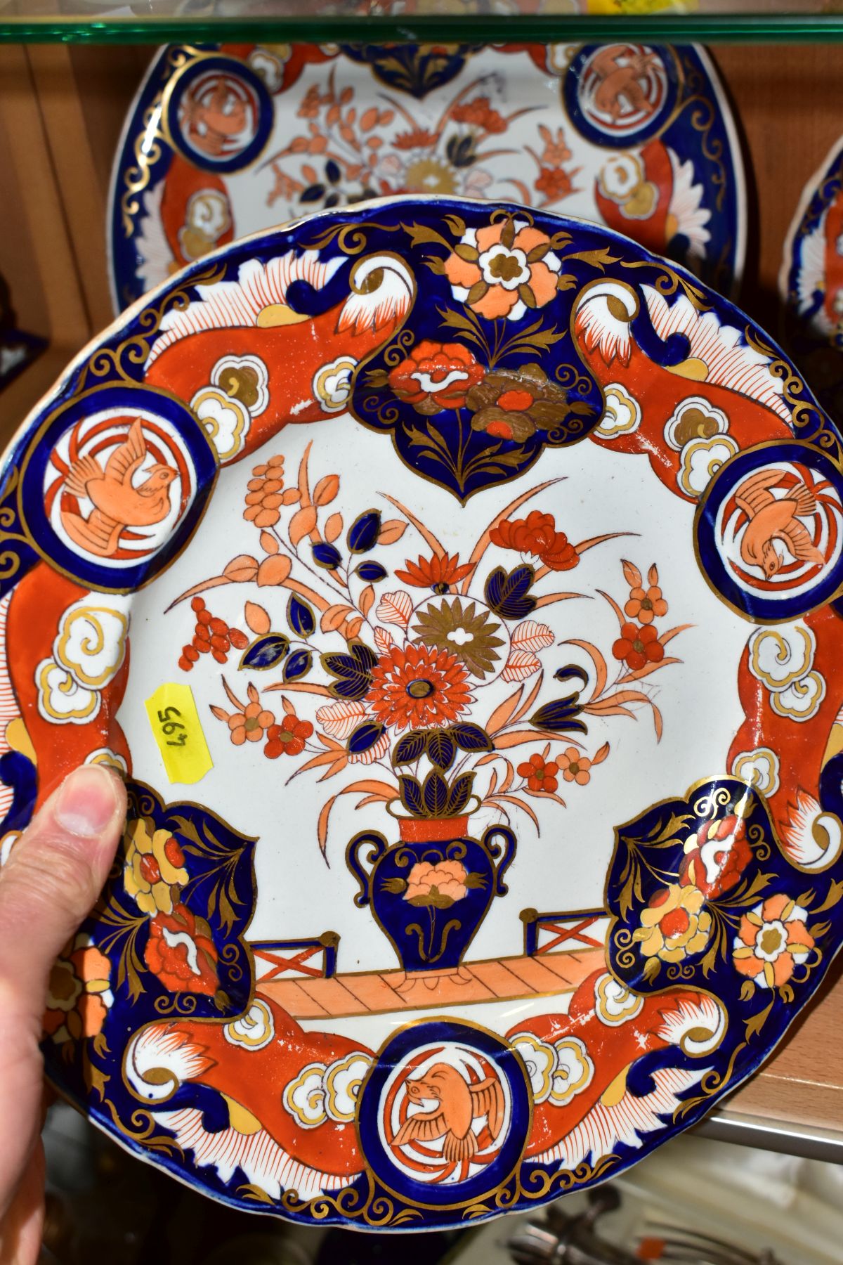 A MATCHED 19TH CENTURY IRONSTONE IMARI PART DINNER SERVICE, comprising Masons Ironstone twin handled - Image 9 of 12