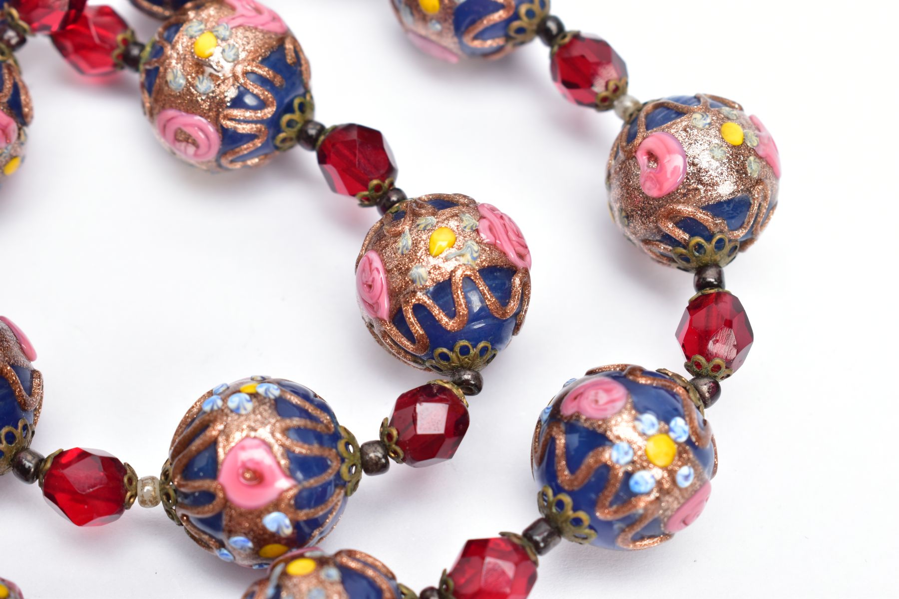 A VENETIAN GLASS BEAD NECKLACE AND A FRAMED THREE GRACES CAMEO, the necklace fitted with thirteen - Image 3 of 8