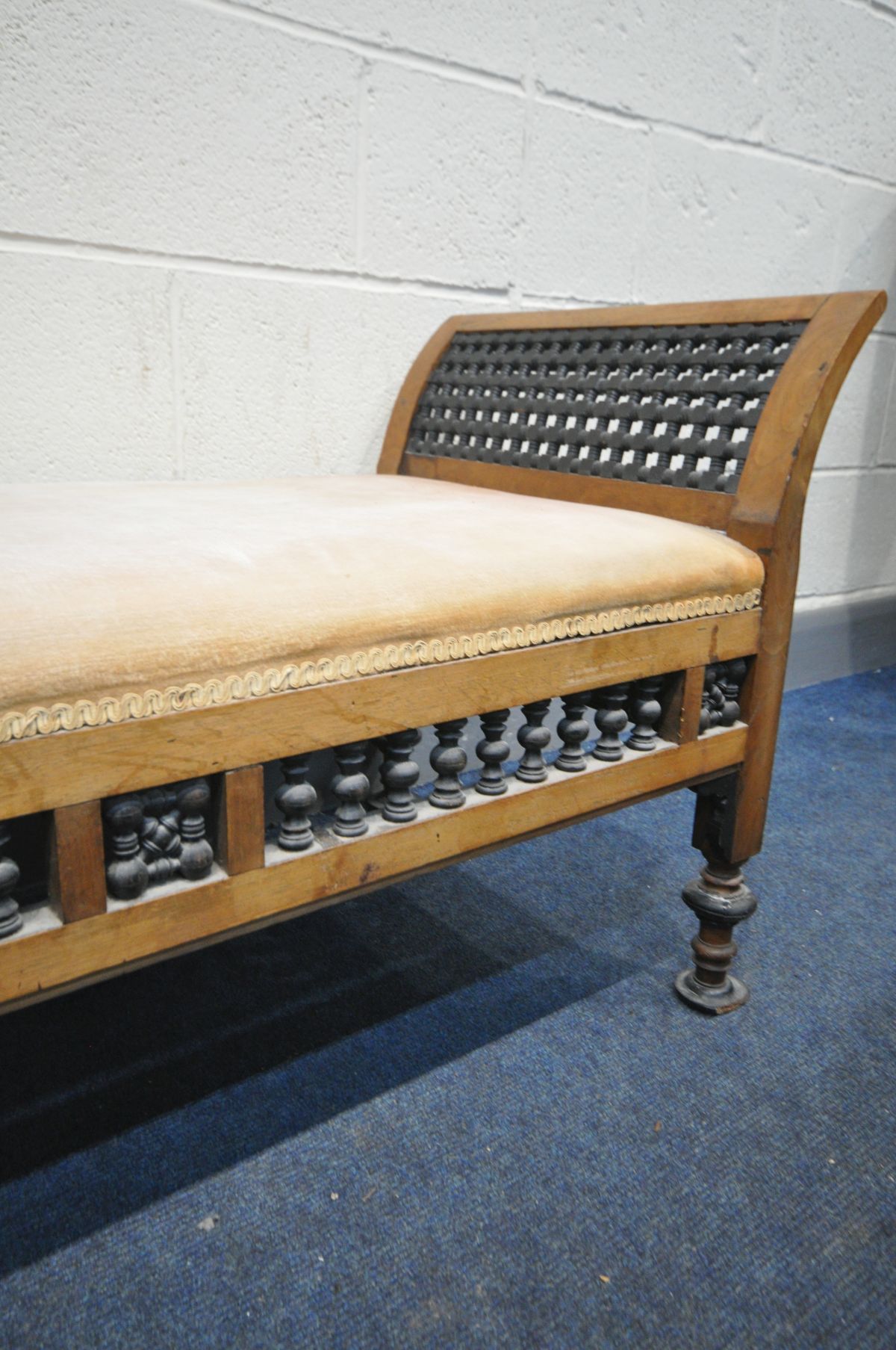 A LATE 19TH/EARLY 20TH CENTURY WALNUT AND EBONISED MOORISH WINDOW SEAT, in the manner of Liberty & - Image 4 of 8