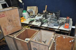 FIVE VINTAGE TEA CHESTS CONTAINING POWER TOOLS, hand tools and hardware including a Bosch BST 130BCE