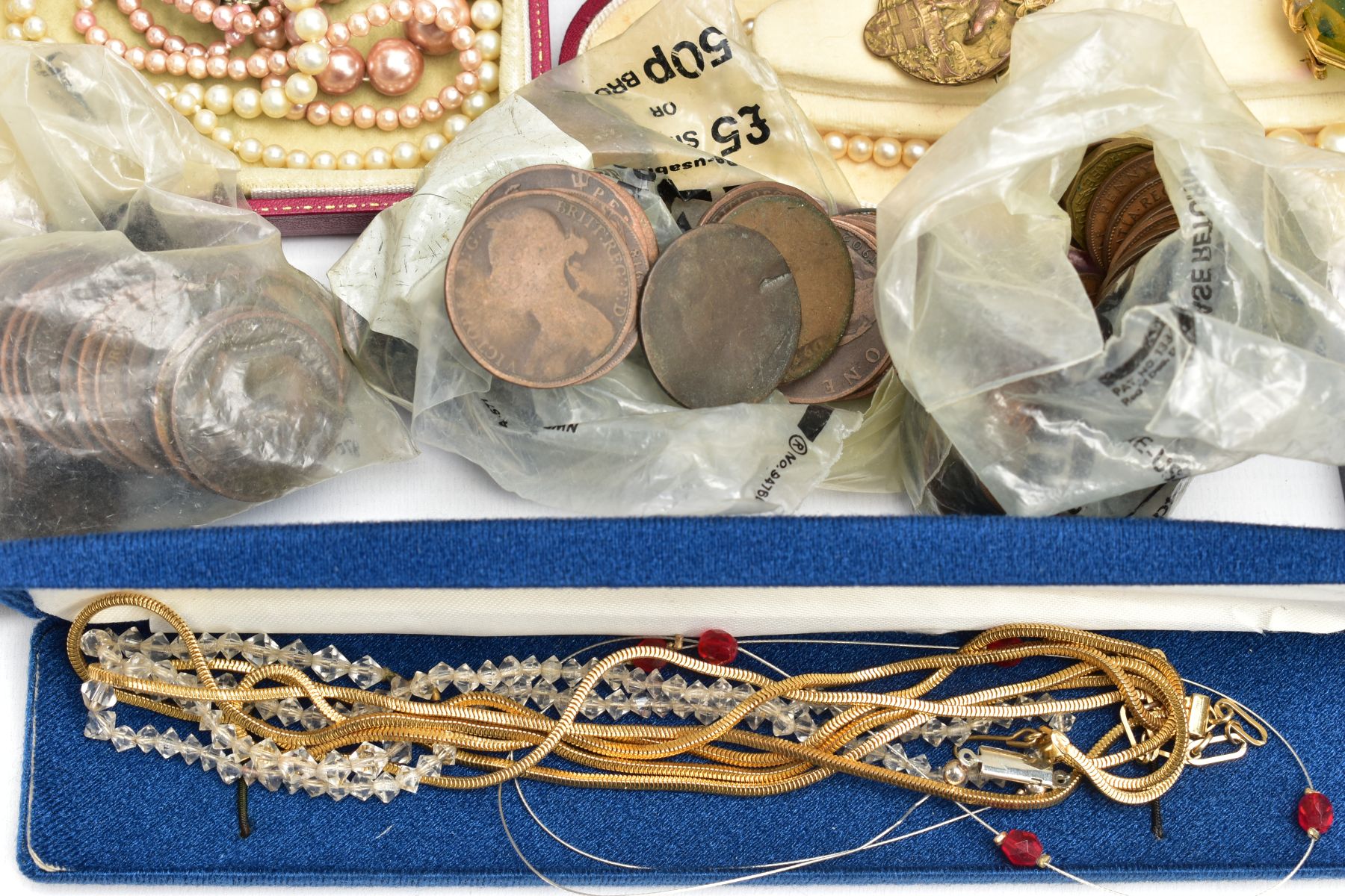 A BOX OF ASSORTED SILVER AND COSTUME JEWELLERY, to include a hinged silver bangle with floral - Image 3 of 7