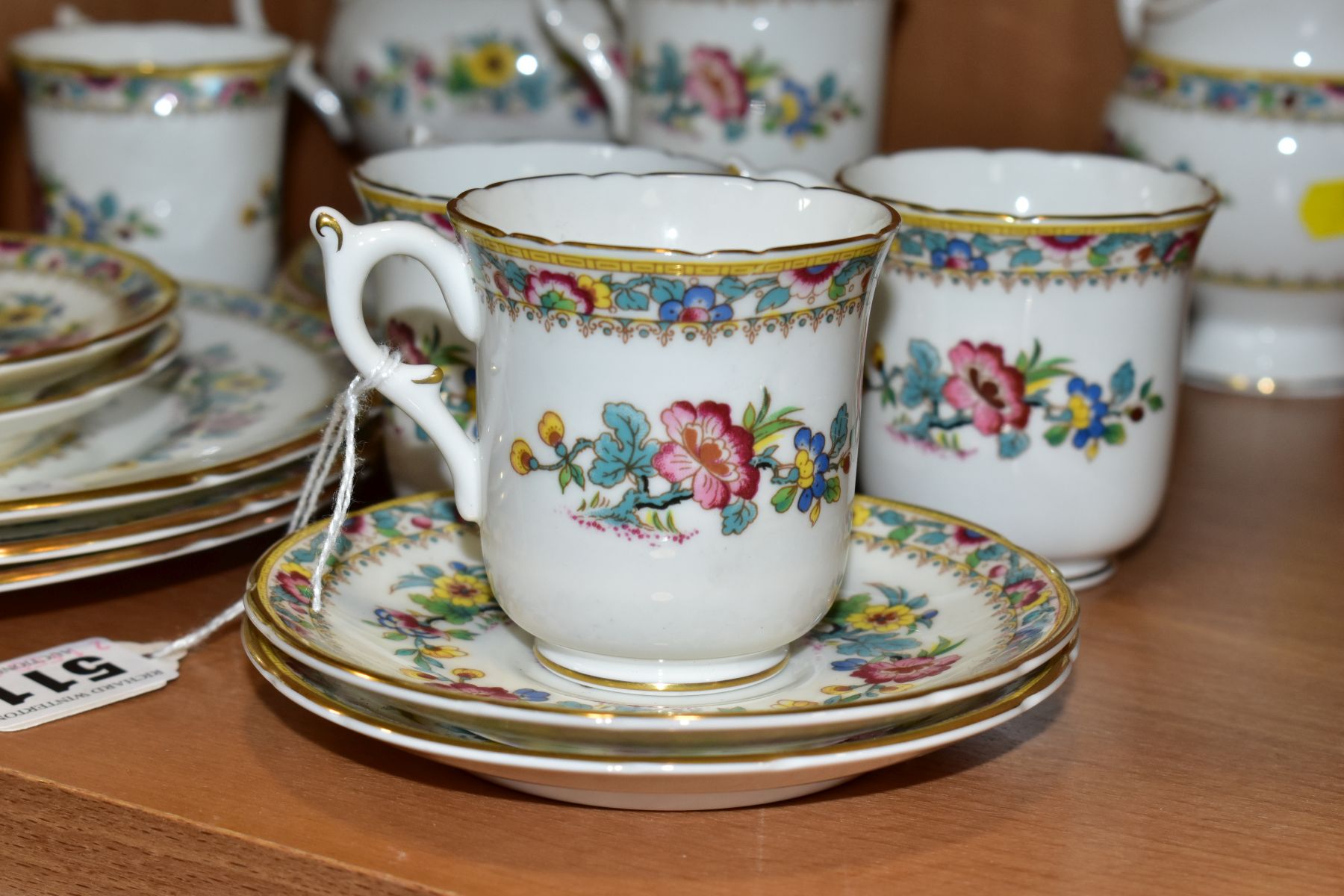 A COALPORT MING ROSE PATTERN PART TEA / COFFEE SERVICE, comprising a twin handled sugar bowl and - Image 4 of 8