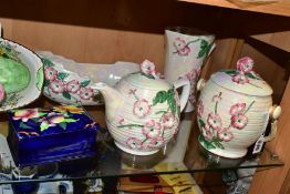 ELEVEN PIECES OF MALING POTTERY, various patterns, four pieces with pink lustre moulded flowers on