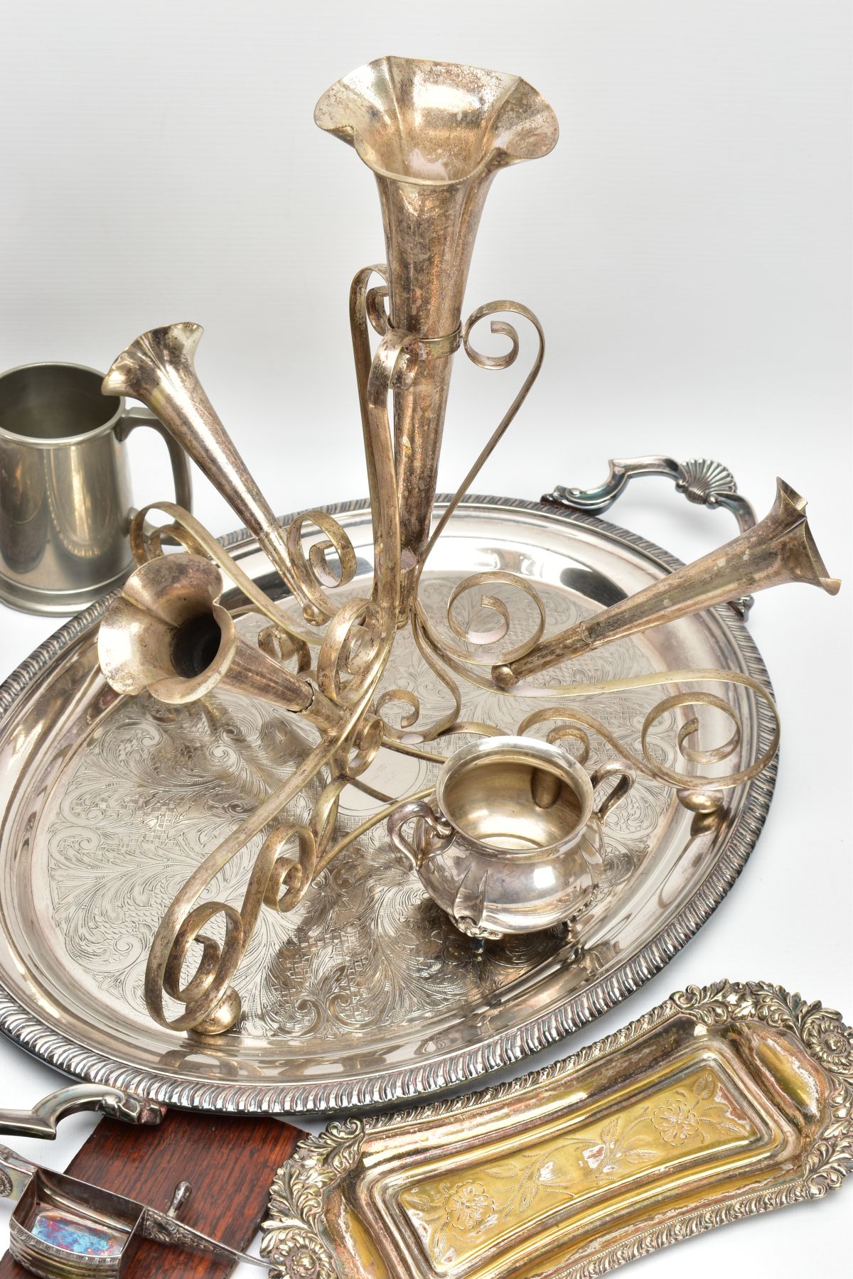 A BOX OF ASSORTED WHITE METAL WARE, to include a silver-plated teapot, a white metal floral centre - Image 8 of 11
