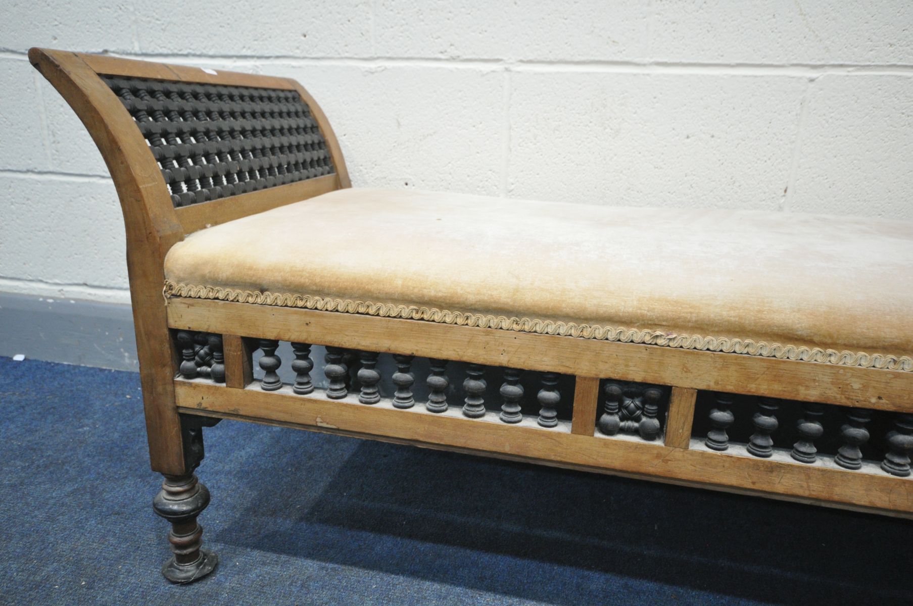 A LATE 19TH/EARLY 20TH CENTURY WALNUT AND EBONISED MOORISH WINDOW SEAT, in the manner of Liberty & - Image 3 of 8