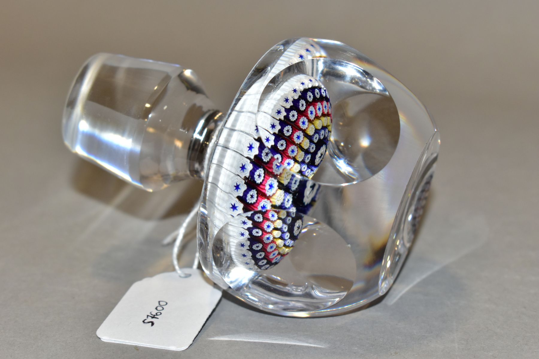 A WHITEFRIARS PENTAGON SHAPED CLEAR GLASS AND MILLEFIORE DECANTER STOPPER, bears indistinctly - Image 7 of 8