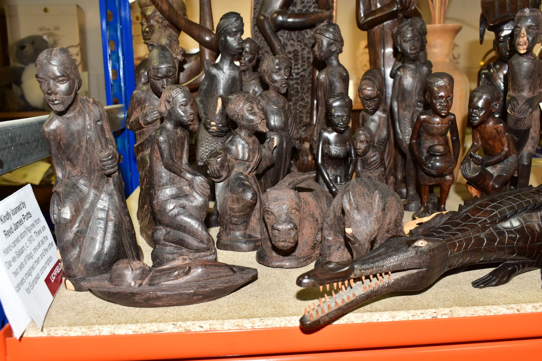 A GROUP OF CARVED HARDWOOD AFRICAN FIGURES, to include a nativity set from Dar-es-Salaam, - Image 3 of 16