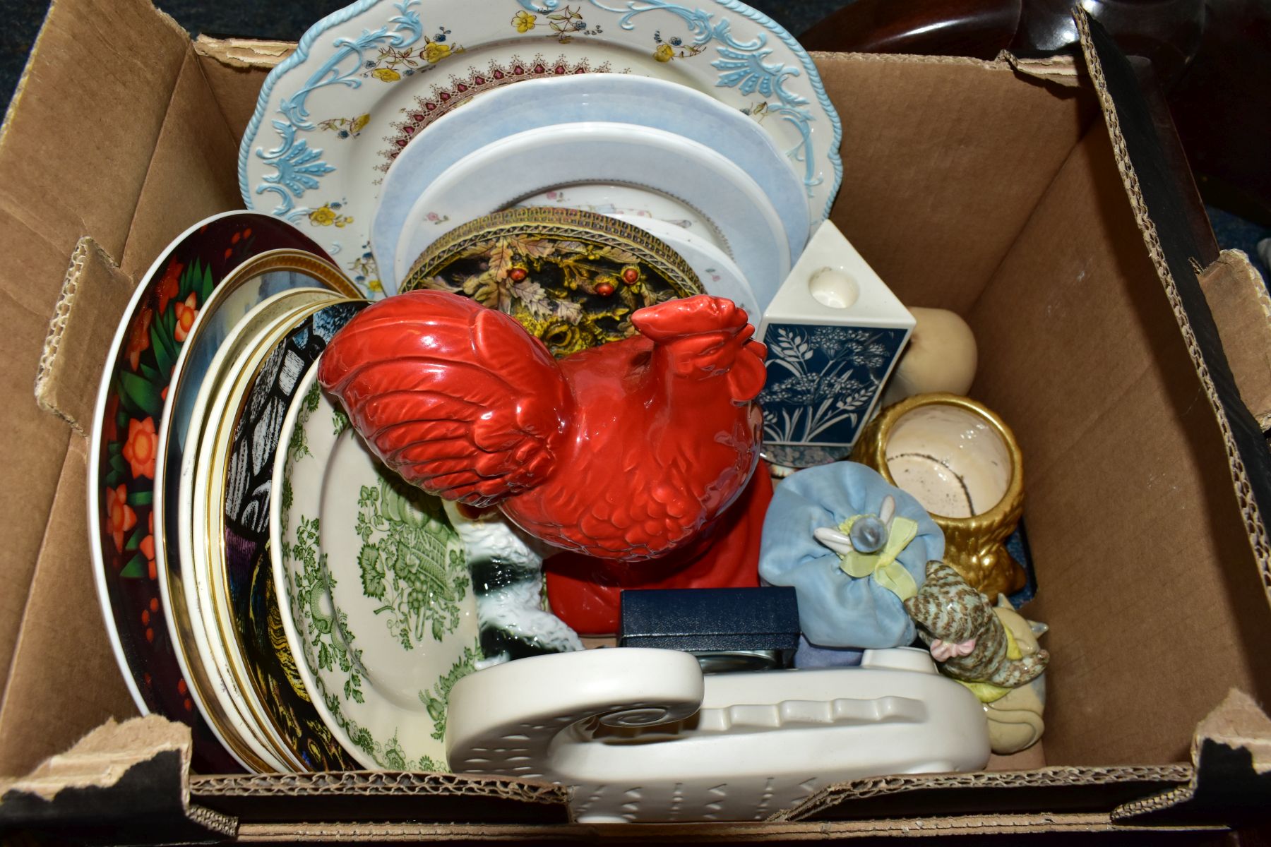 THREE BOXES AND LOOSE CERAMICS, HABERDASHERY, CLOTHING AND MISCELLANEOUS ITEMS, to include a Royal - Image 2 of 6