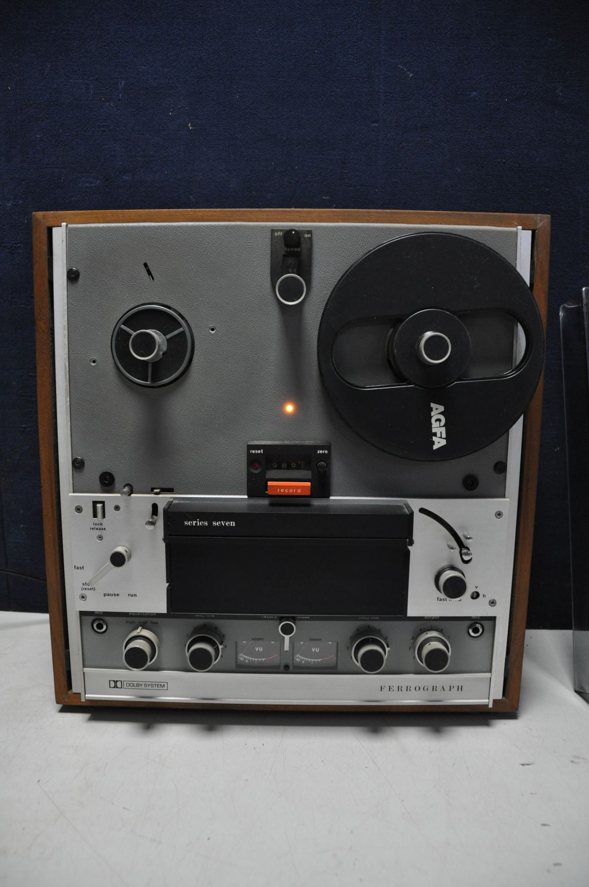 A FERROGRAPH SERIES SEVEN REEL TO REEL with smoked plexi glass lid, in good condition (PAT pass, - Image 2 of 3