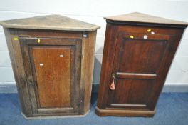 TWO GEORGIAN OAK HANGING CORNER CUPBOARD, largest cupboard width 85cm x depth 47cm x height 106cm (