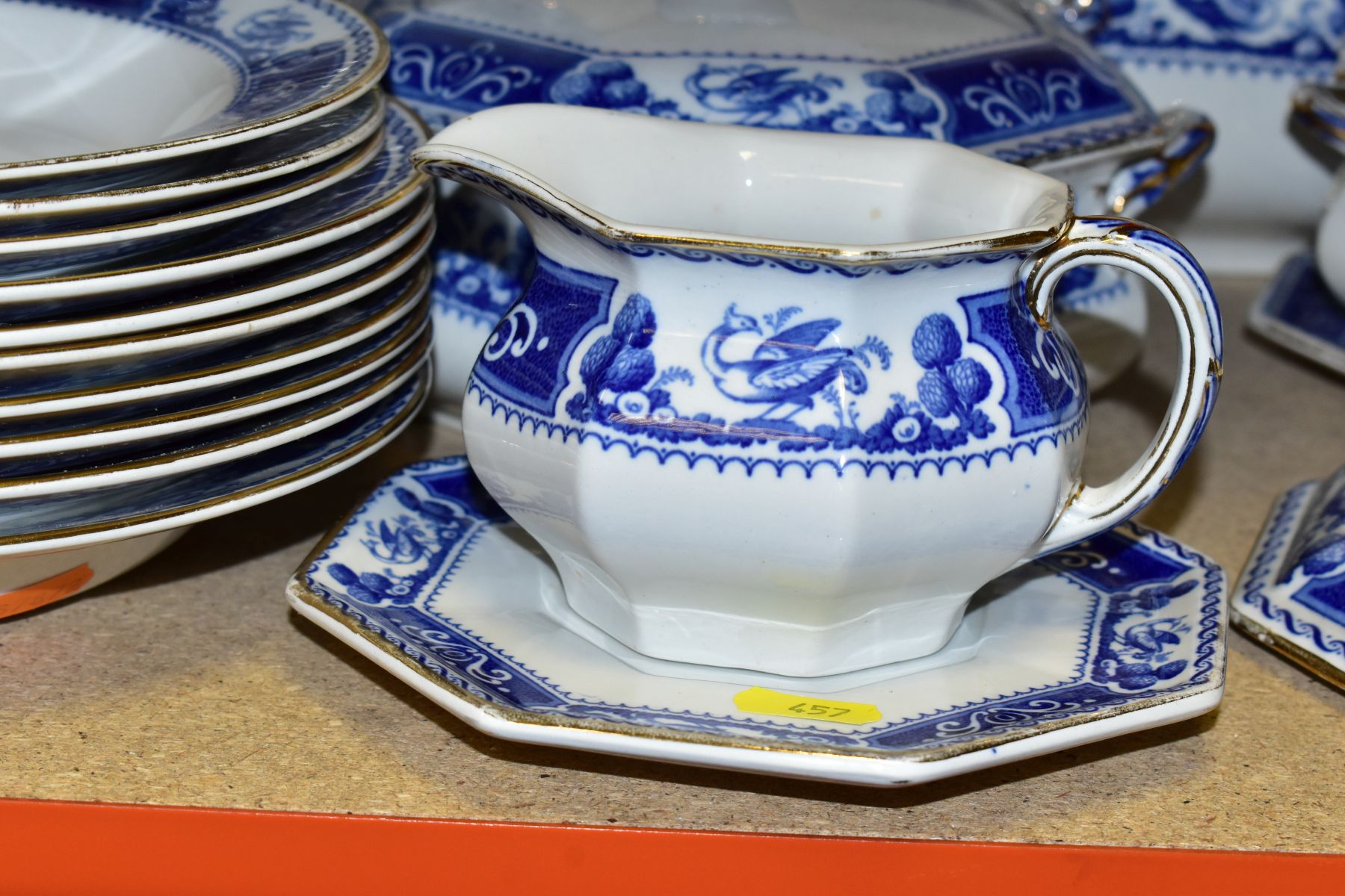 A THIRTY SEVEN PIECE KEELING & CO LTD LOSOL WARE MELIDEN PATTERN DINNER SERVICE, comprising a - Image 5 of 11