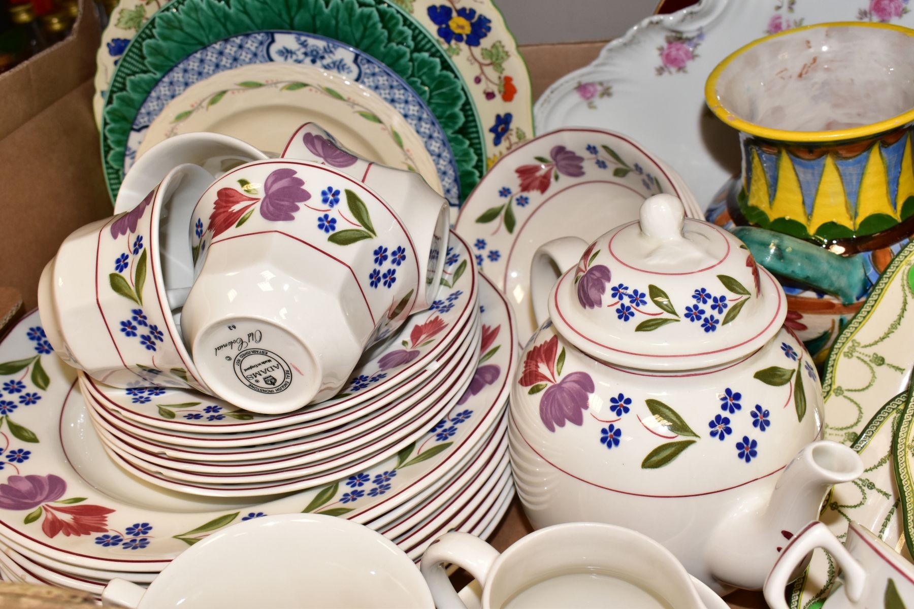 FIVE BOXES OF ART DECO DINNER SERVICE, CERAMICS, GLASS, METALWARES, MINIATURE BOTTLES AND SUNDRY - Image 14 of 16