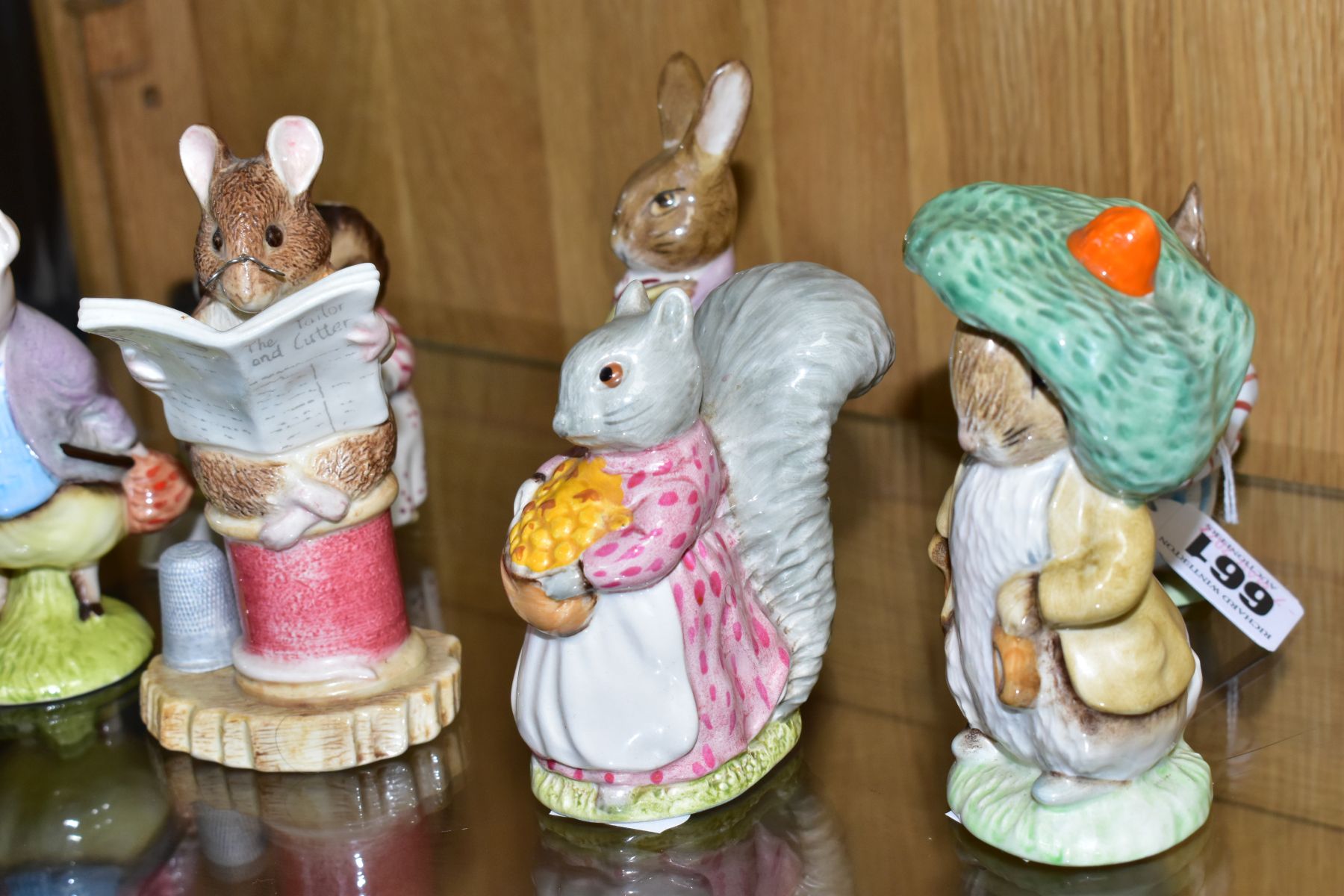 SEVEN BEATRIX POTTER FIGURES, to include Beswick Mrs Tittlemouse (small chip to ear) and Mrs Tiggy - Image 7 of 11