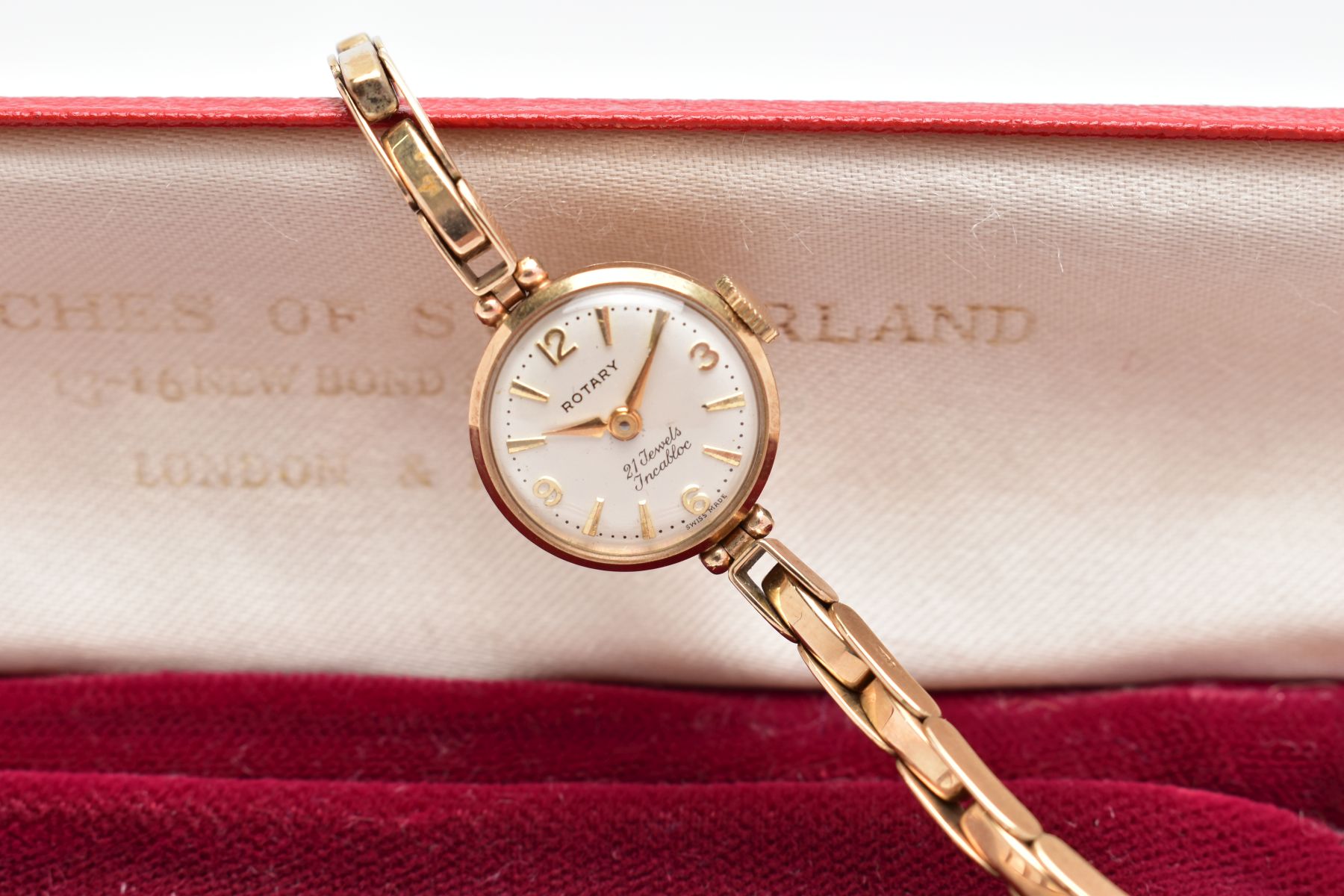 A LADIES 9CT GOLD WRISTWATCH AND JEWELLERY ITEMS, mechanical movement, a white round face signed ' - Image 3 of 6