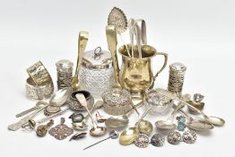 A BOX OF ASSORTED SILVER AND WHITE METAL ITEMS, to include a pair of Art Deco silver pepperettes,