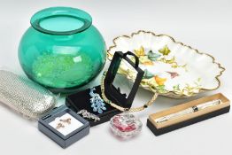 A BOX OF ASSORTED ITEMS, to include a green engraved glass bowl, detailed with a fish, bubbles and