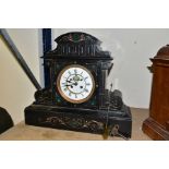 A LATE VICTORIAN BLACK SLATE AND MALACHITE INLAID MANTEL CLOCK OF ARCHITECTURAL FORM, the case