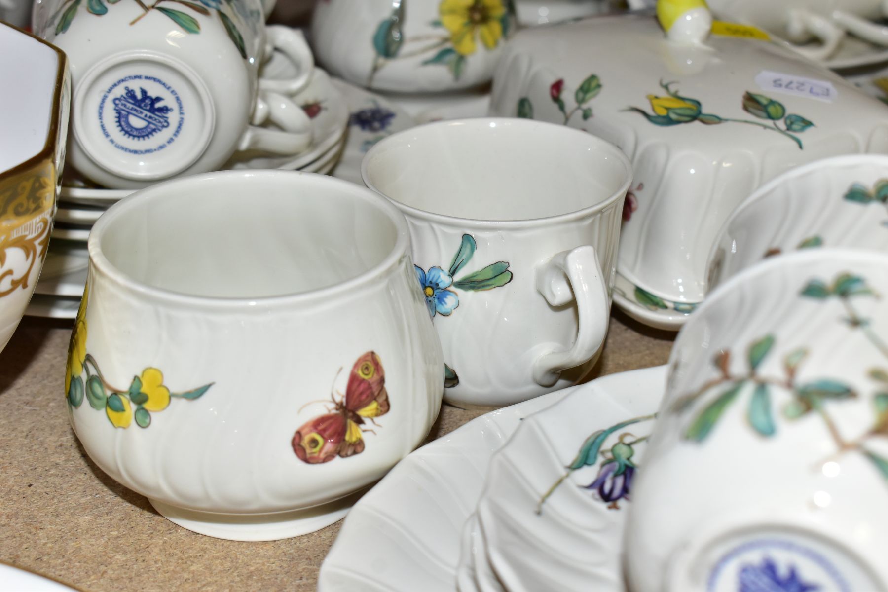 A THIRTY SEVEN PIECE VILLEROY AND BOCH PART TEA SET WITH TWO CRYSTAL GLASSES, tea set in the Bouquet - Image 10 of 11