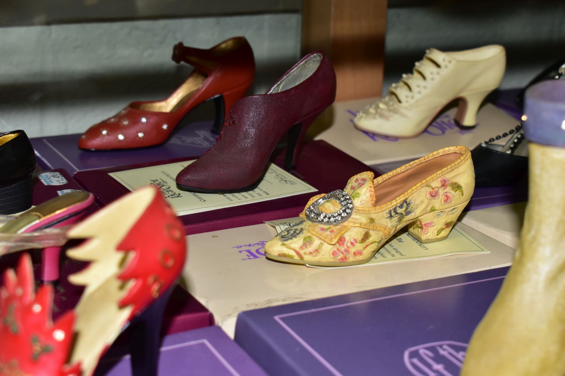 A COLLECTION OF APPROXIMATELY FIFTY 'JUST THE RIGHT SHOE' AND 'IF THE SHOE FITS' RESIN SHOES, thirty - Image 14 of 20