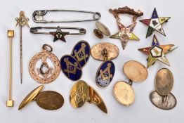 AN ASSORTMENT OF MASONIC PINS, to include a rose gold open work masonic pendant, hallmarked 9ct gold