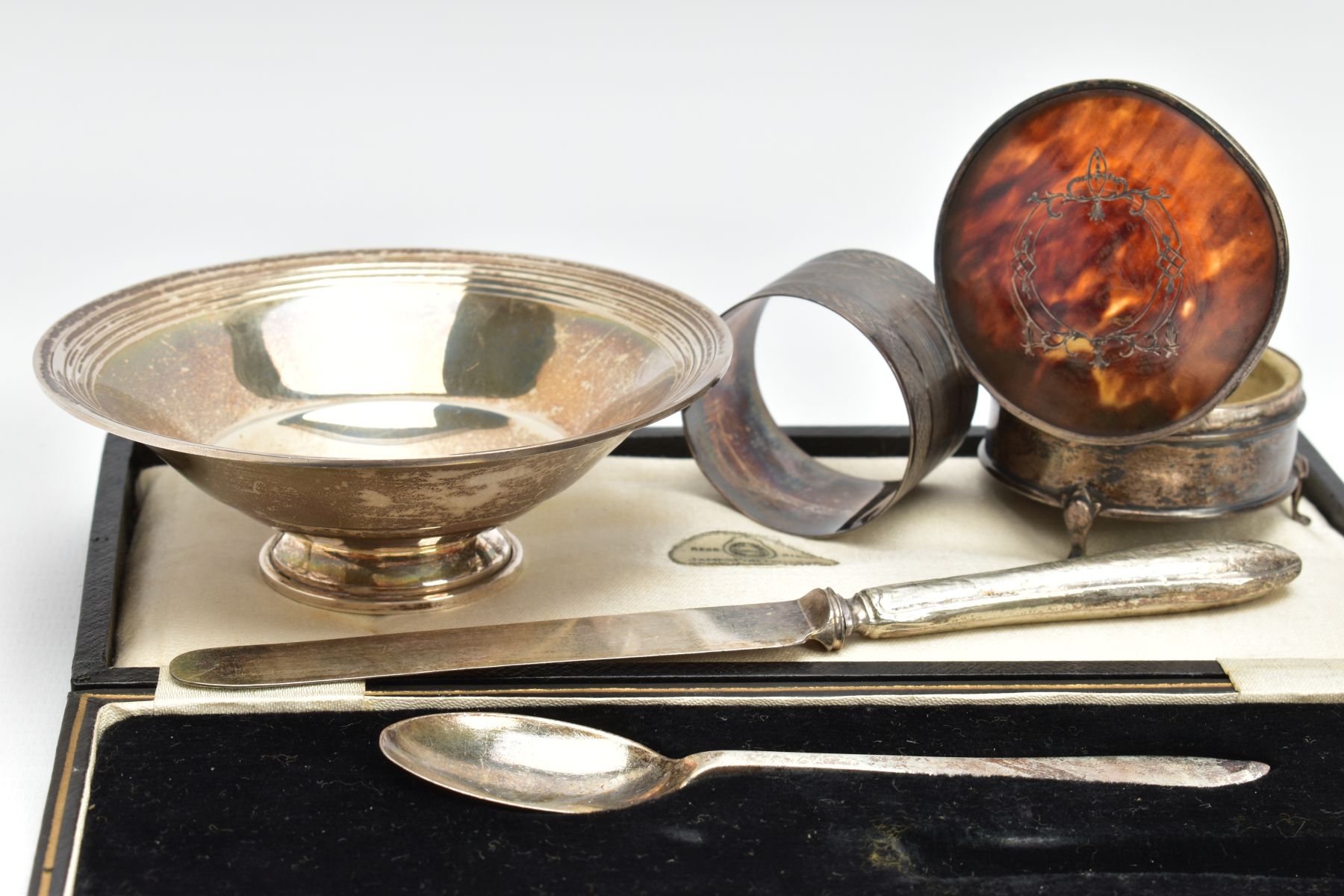 A BOX OF ASSORTED SILVER ITEMS, to include a signed box 'James Porter & Son' incomplete silver - Image 4 of 6