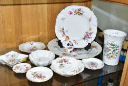 A GROUP OF ROYAL CROWN DERBY, ROYAL ALBERT AND AYNSLEY CERAMICS, eleven pieces comprising a Royal