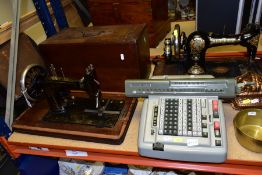 A GROUP OF VINTAGE SEWING MACHINES, TYPEWRITER, ADDING MACHINE AND SUNDRY METAL WARES, to include