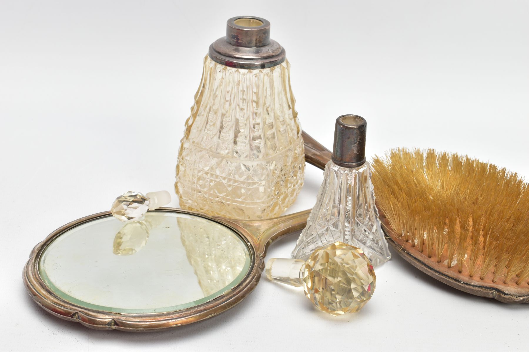 A SILVER VANITY HAIR BRUSH AND MIRROR WITH TWO SILVER MOUNTED SCENT BOTTLES, the hair brush of a - Image 7 of 9