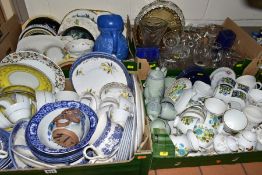 FIVE BOXES AND LOOSE CERAMICS AND GLASSWARE, including a Spode Flemish Green 'Moondrop' fifteen