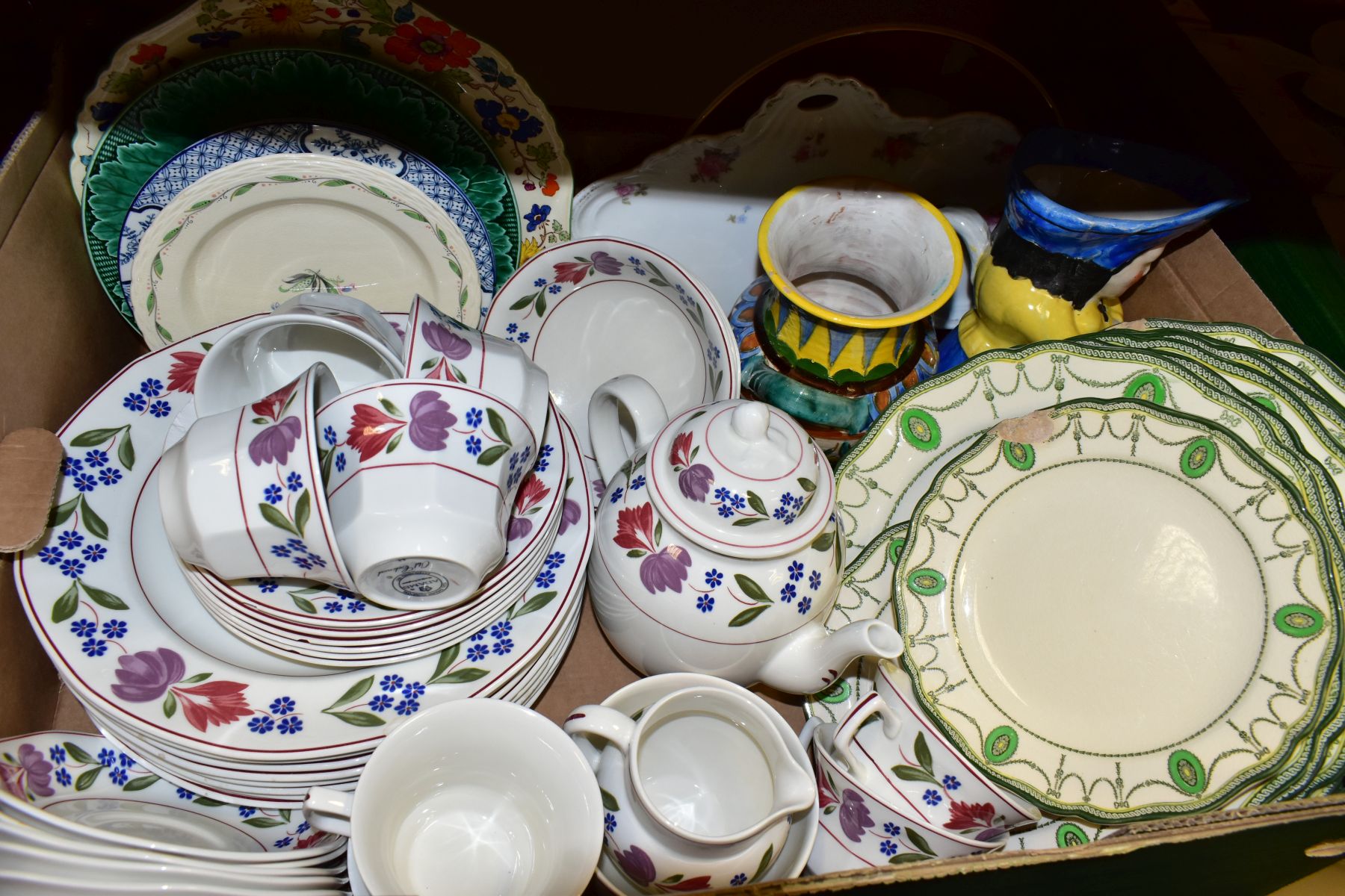 FIVE BOXES OF ART DECO DINNER SERVICE, CERAMICS, GLASS, METALWARES, MINIATURE BOTTLES AND SUNDRY - Image 13 of 16