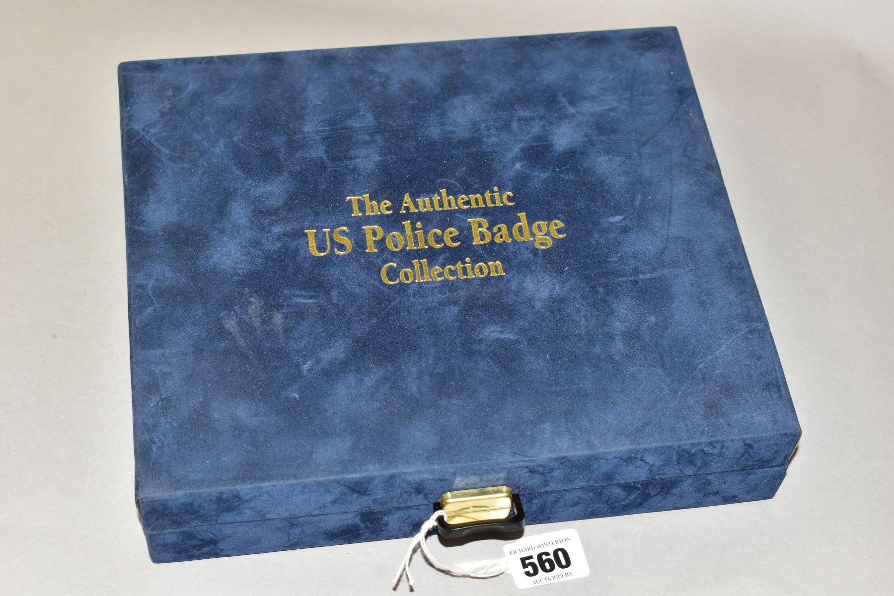 A MAYFAIR CASED THE AUTHENTIC US POLICE BADGE COLLECTION, comprising twenty eight miniature police - Image 7 of 7