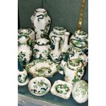 SIXTEEN PIECES OF MASONS IRONSTONE 'CHARTREUSE' PATTERN ITEMS AND A MASONS EGG SHAPED TRINKET BOX