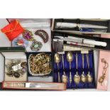 A BOX OF SILVER JEWELLERY AND ASSORTED ITEMS, to include a large silver ingot, approximate length