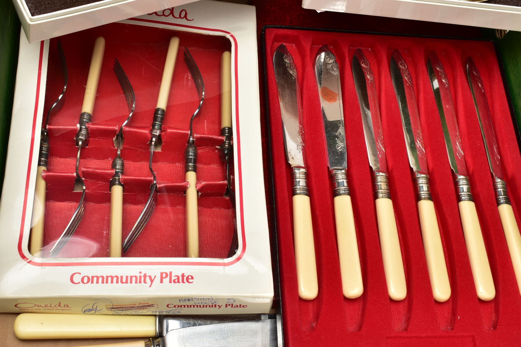 A BOX OF ASSORTED WHITE METAL WARE, to include two silver-plated coasters, a single silver-plated - Image 4 of 5