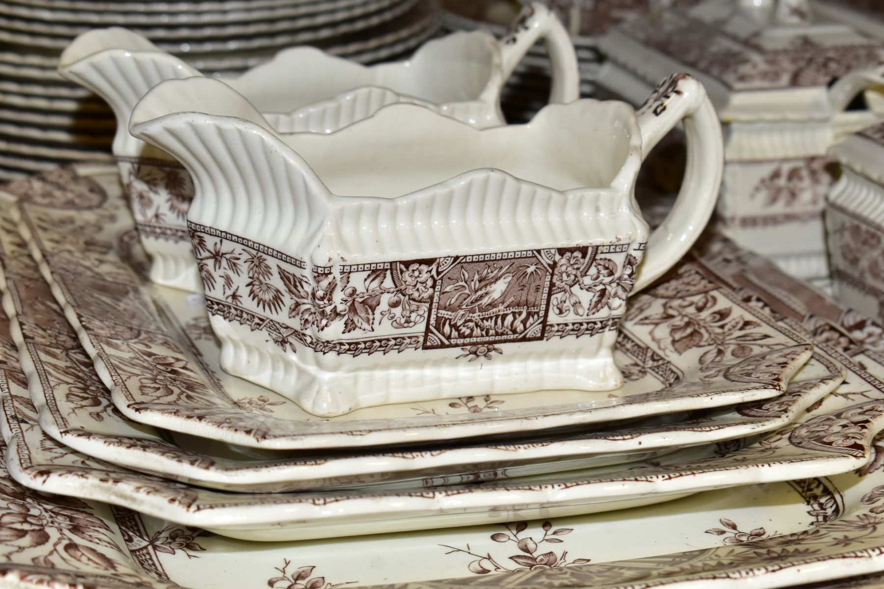 A LATE VICTORIAN EARTHENWARE DINNER SERVICE TRANSFER PRINTED IN BROWN WITH AN AESTHETIC STYLE DESIGN - Image 7 of 14