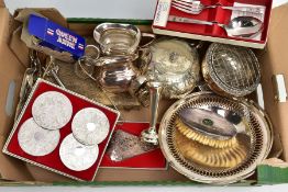 A SELECTION OF SILVER PLATED ITEMS, to include a floral embossed teapot with two vacant cartouches